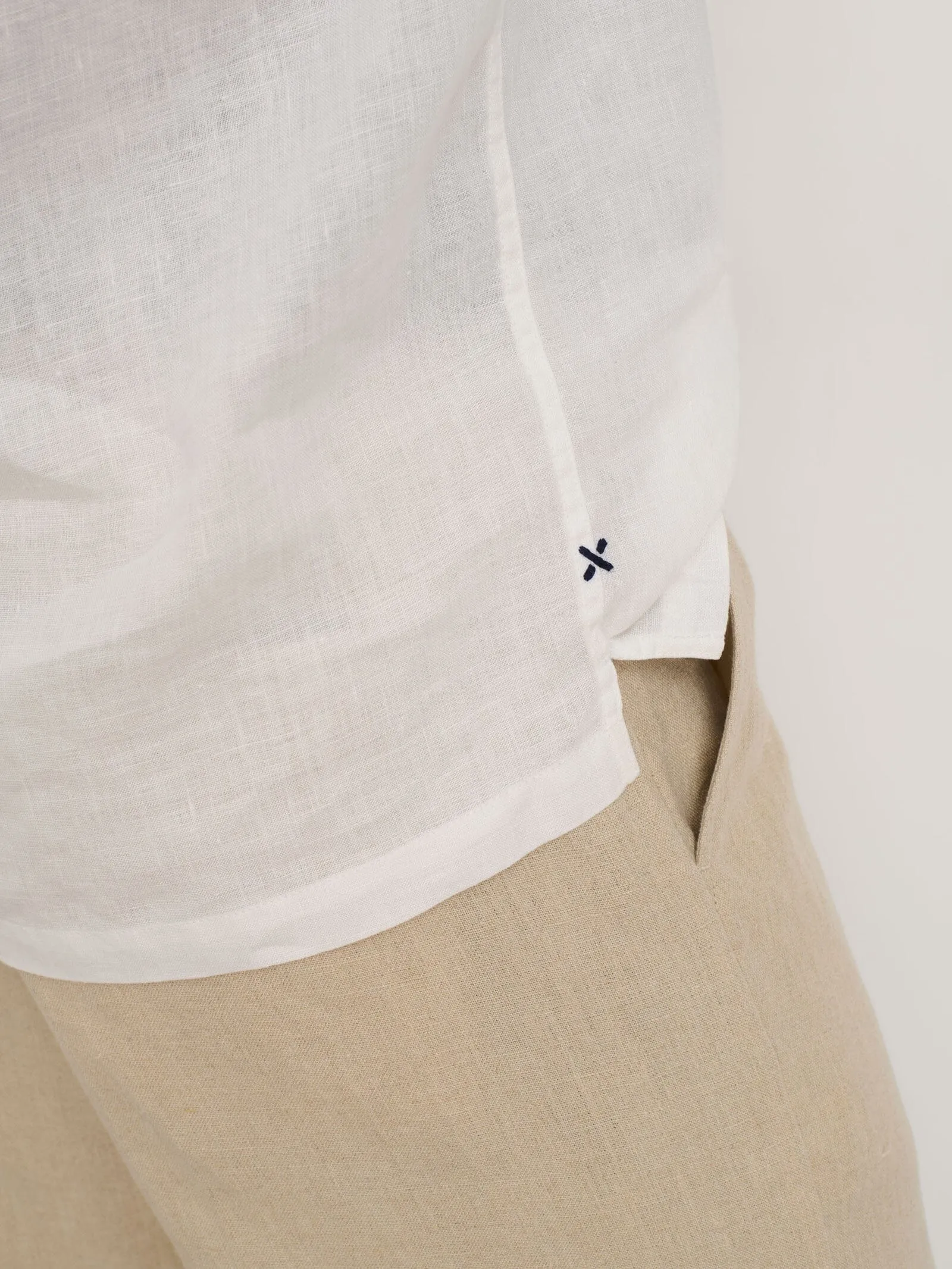 Alex Mill - Camp Shirt in Linen - White