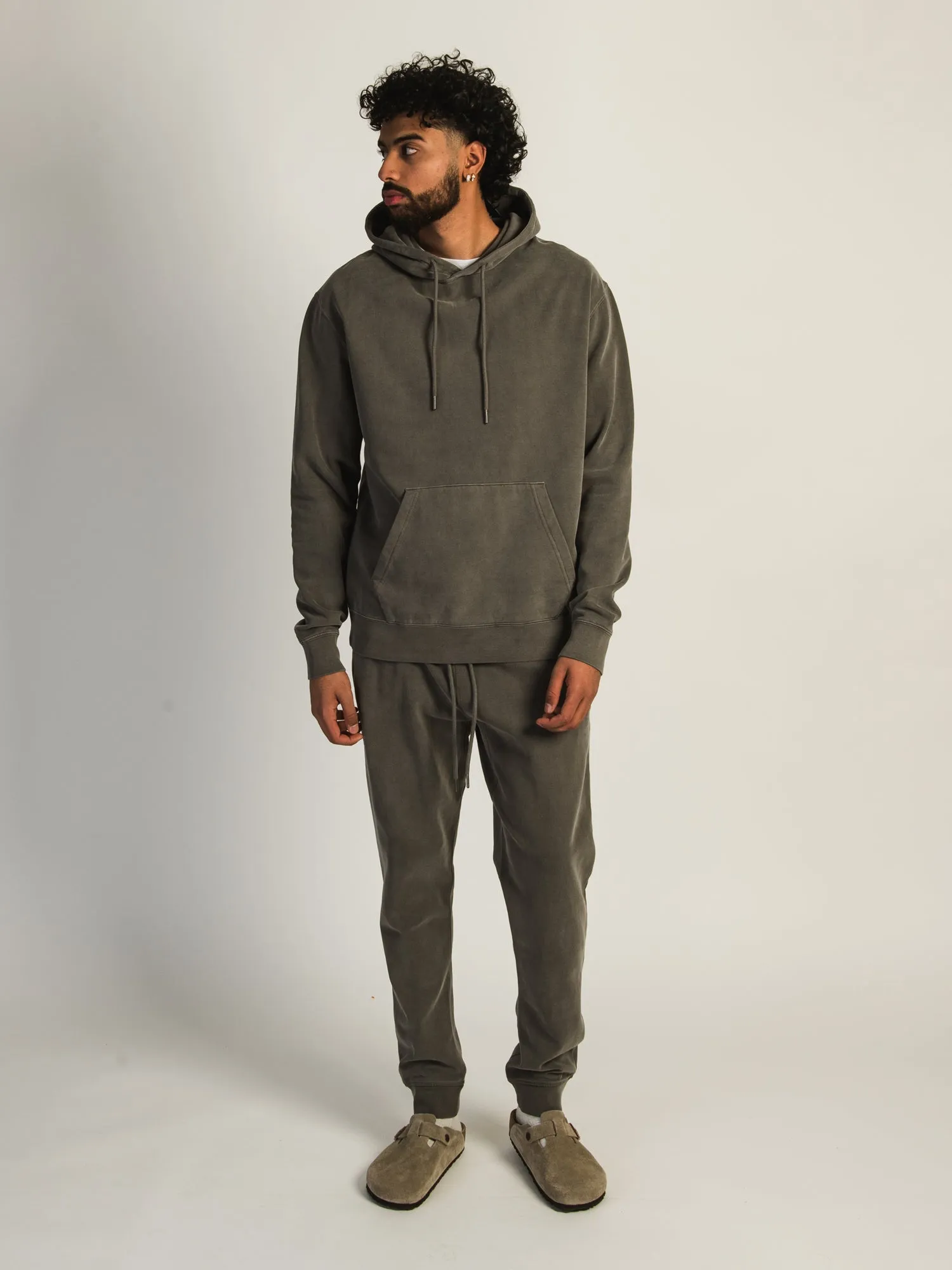 KOLBY PARKER GARMENT DYE SLIM JOGGER - IRON