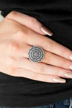 Paparazzi Accessories  - PETAL MANTRA #RS1/A2 - Silver Urban Ring