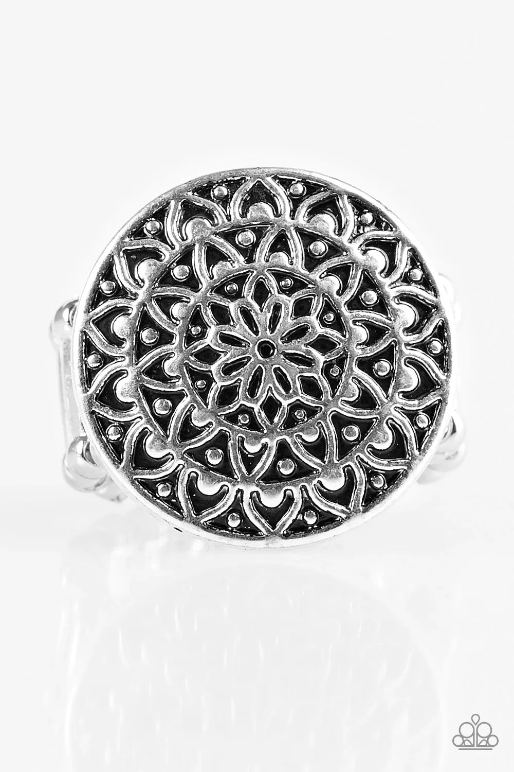 Paparazzi Accessories  - PETAL MANTRA #RS1/A2 - Silver Urban Ring