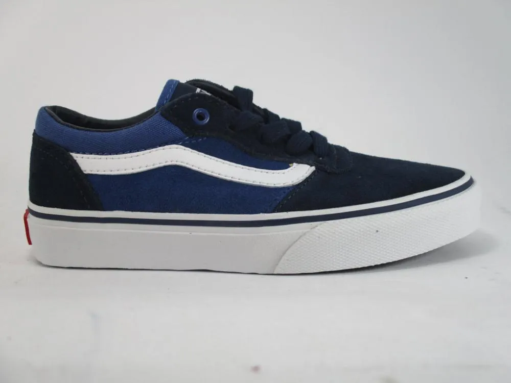 VANS Milton VN0QGC8TL